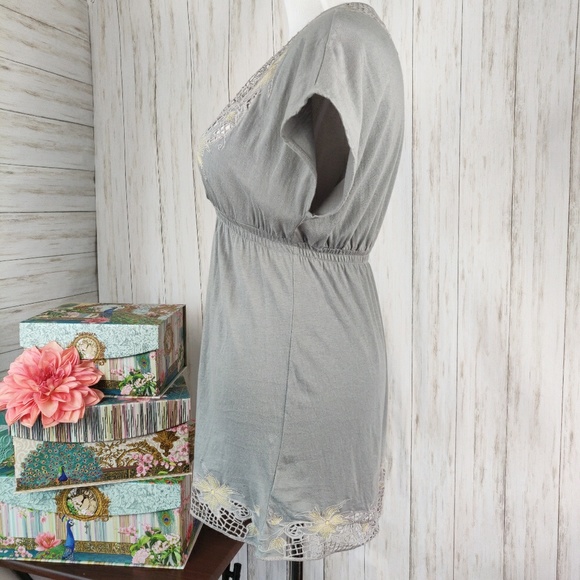 BCBG gray crocheted dolman tunic top - Picture 2 of 8